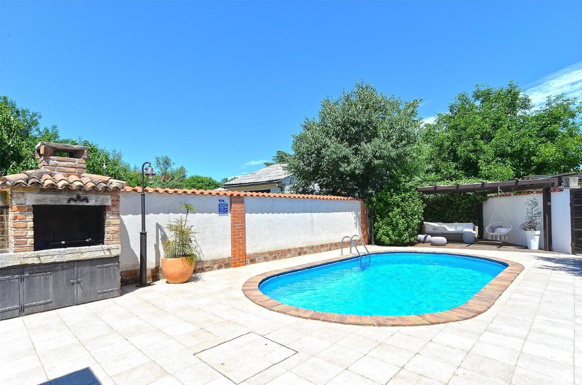 Mit Privatpool Fuer 8 Personen Ca 135 Qm In Pula, Istrien Istrische Riviera Hébergement de vacances Pula
