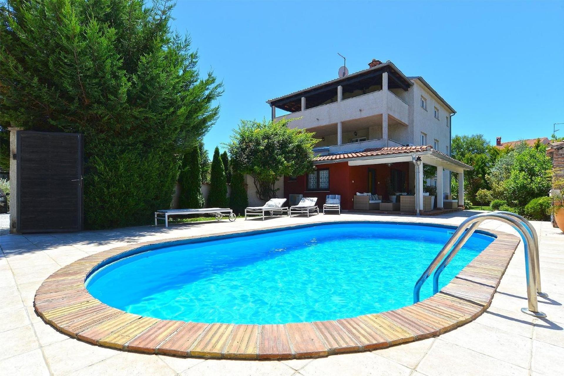 Mit Privatpool Fuer 8 Personen Ca 135 Qm In Pula, Istrien Istrische Riviera Hébergement de vacances